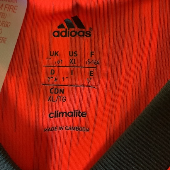 Youth XL Red/Salmon Adidas Messi Soccer Jersey - Picture 3 of 4